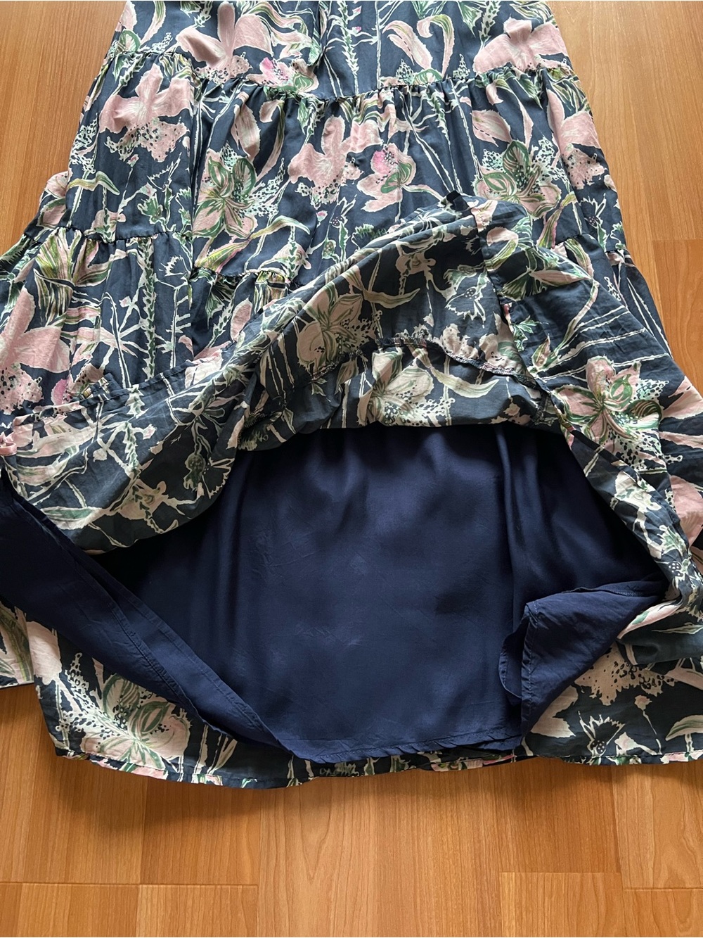 Vineyard Vines Silk Blend Floral Maxi Dress Fits Like L - Picture 4 of 12